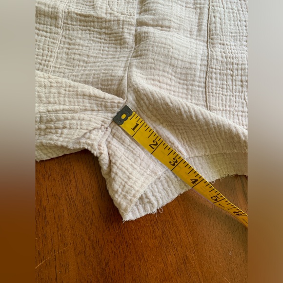 Carly Jean Los Angeles Halston Shorts - Small - Picture 10 of 10